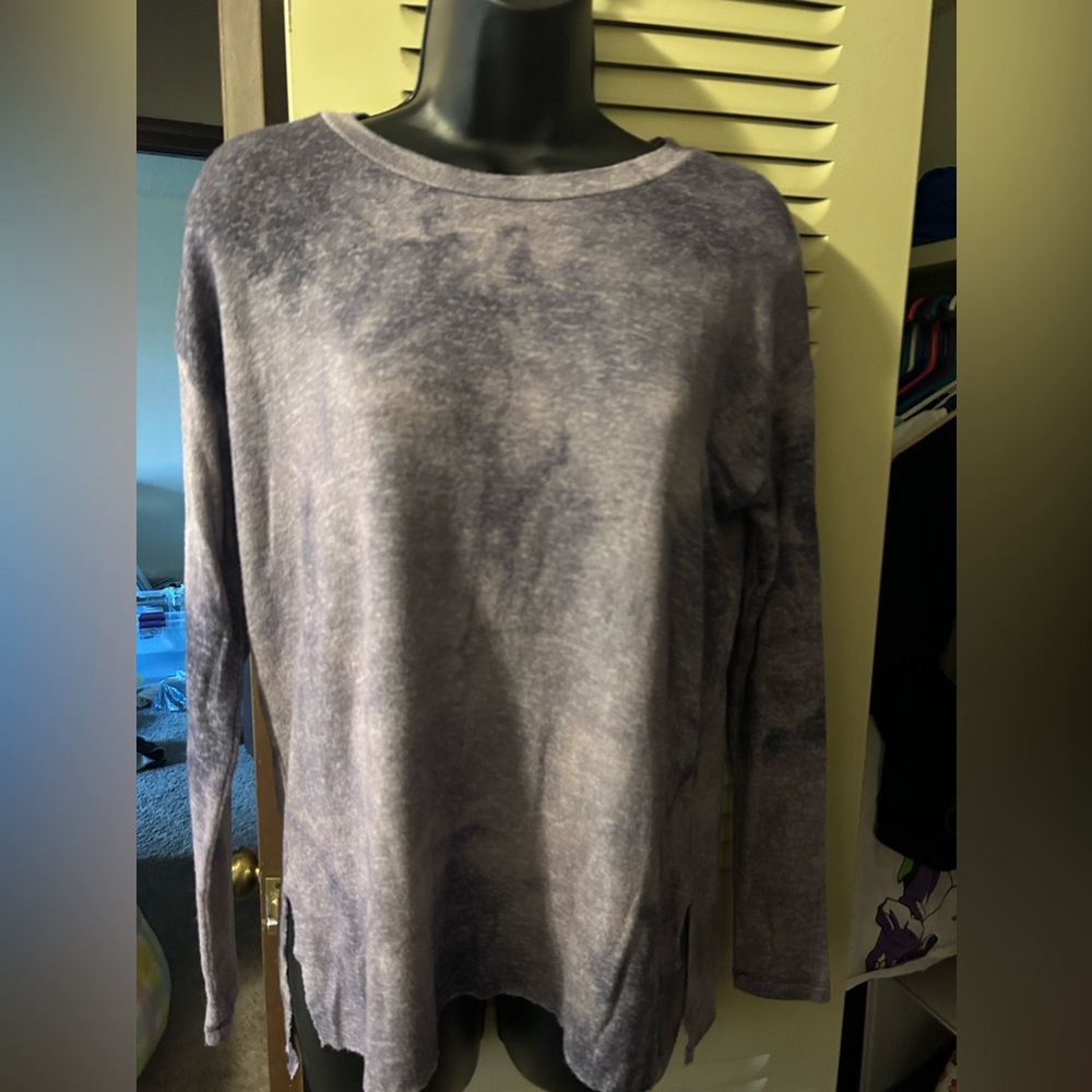 Soft and sexy plush American Eagle sweater